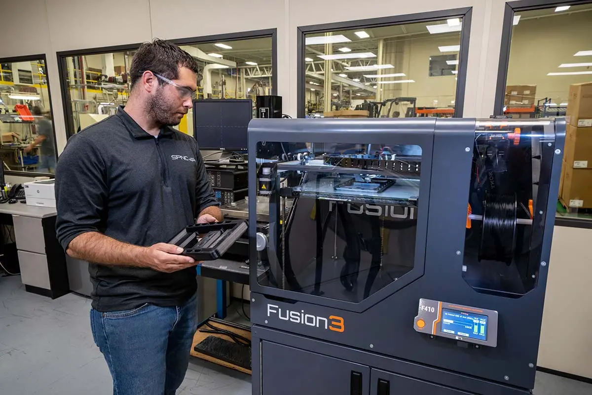 Rosti engineer in the DFM process