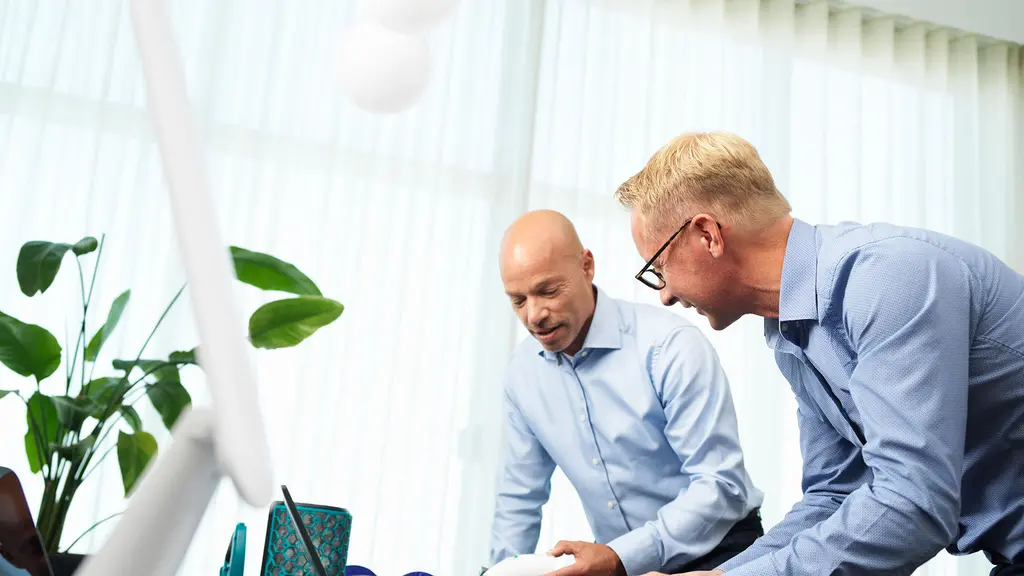 Project management with two Rosti engineers