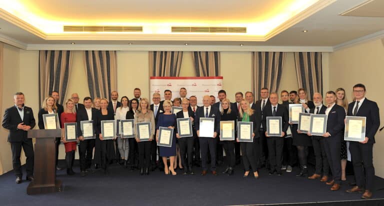 Michal Lubik, Managing Director of Rosti Poland, received the award from BCC