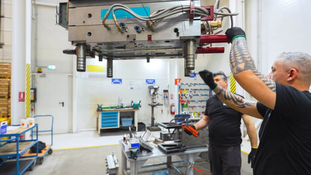 From One Site to Four: How Rosti’s Global Footprint Strengthened a Long-Term Injection Moulding Partnership